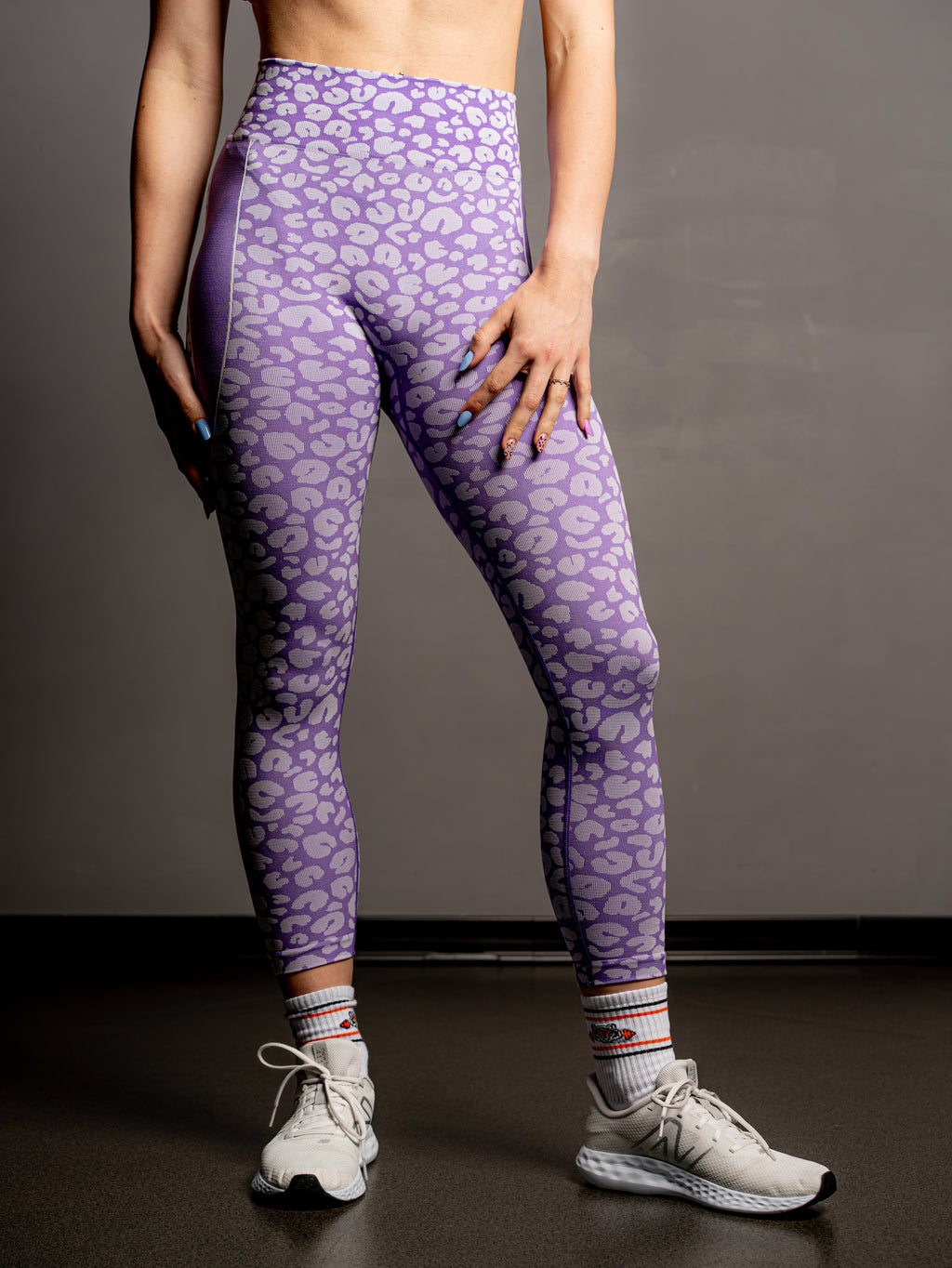 VIOLET LEO LEGGINGS