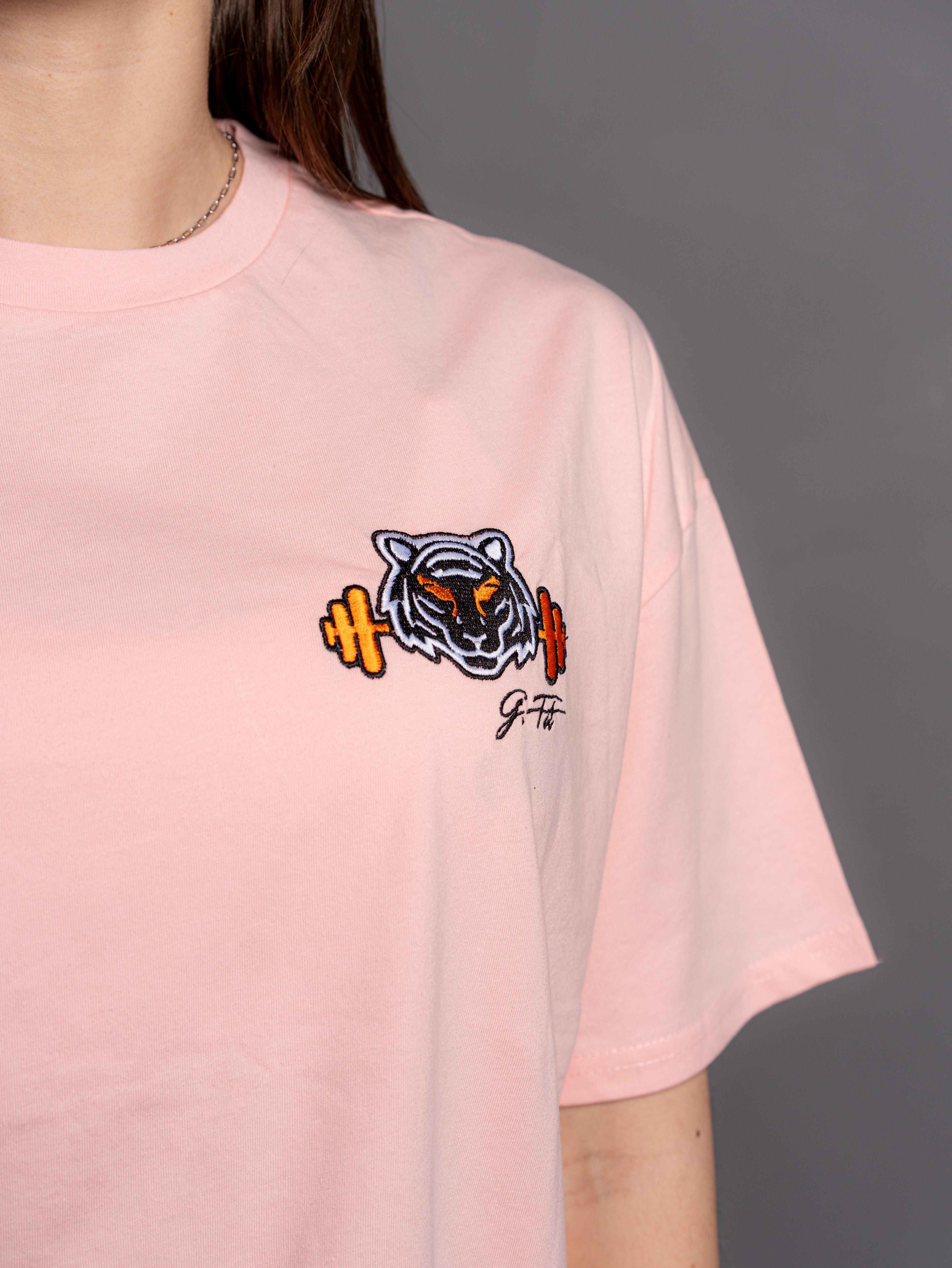 PINK STREET OVER T-SHIRT