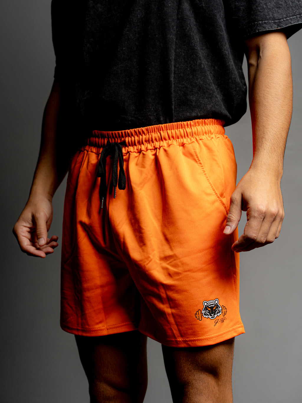 ORANGE UNISEX FREESTYLE SHORT