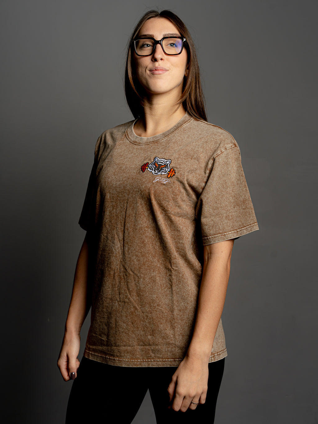 BROWN STREET OVER T-SHIRT