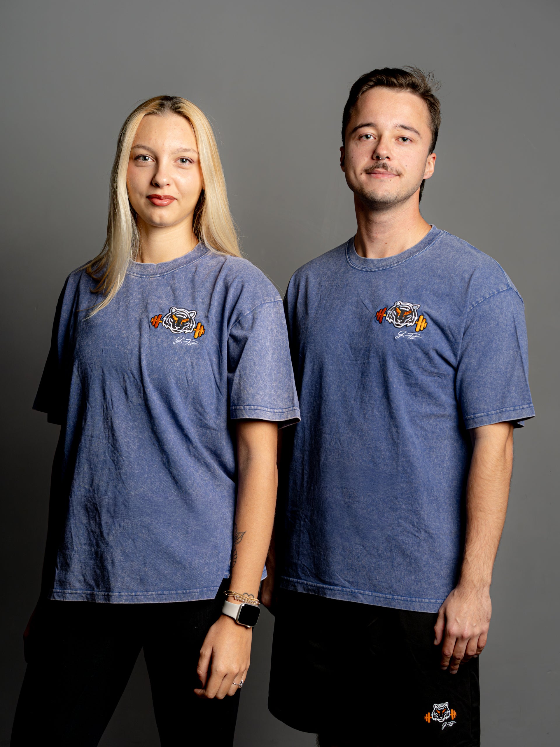 BLUE STREET OVER T-SHIRT