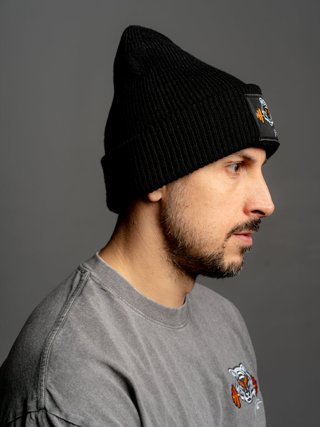 BLACK WINTER BEANIE