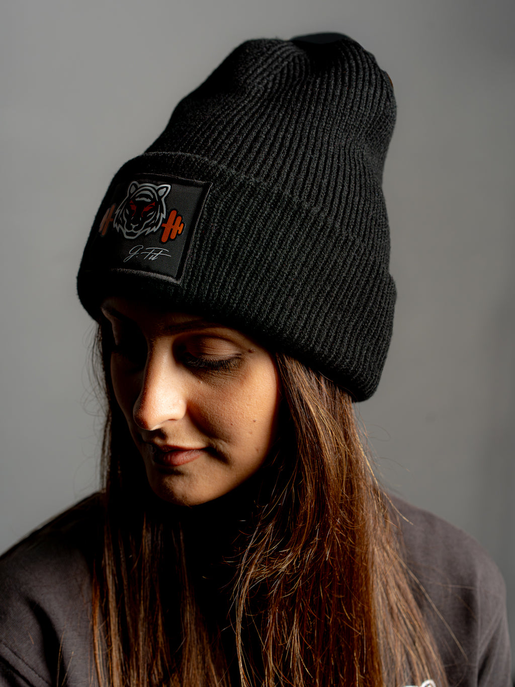 BLACK WINTER BEANIE