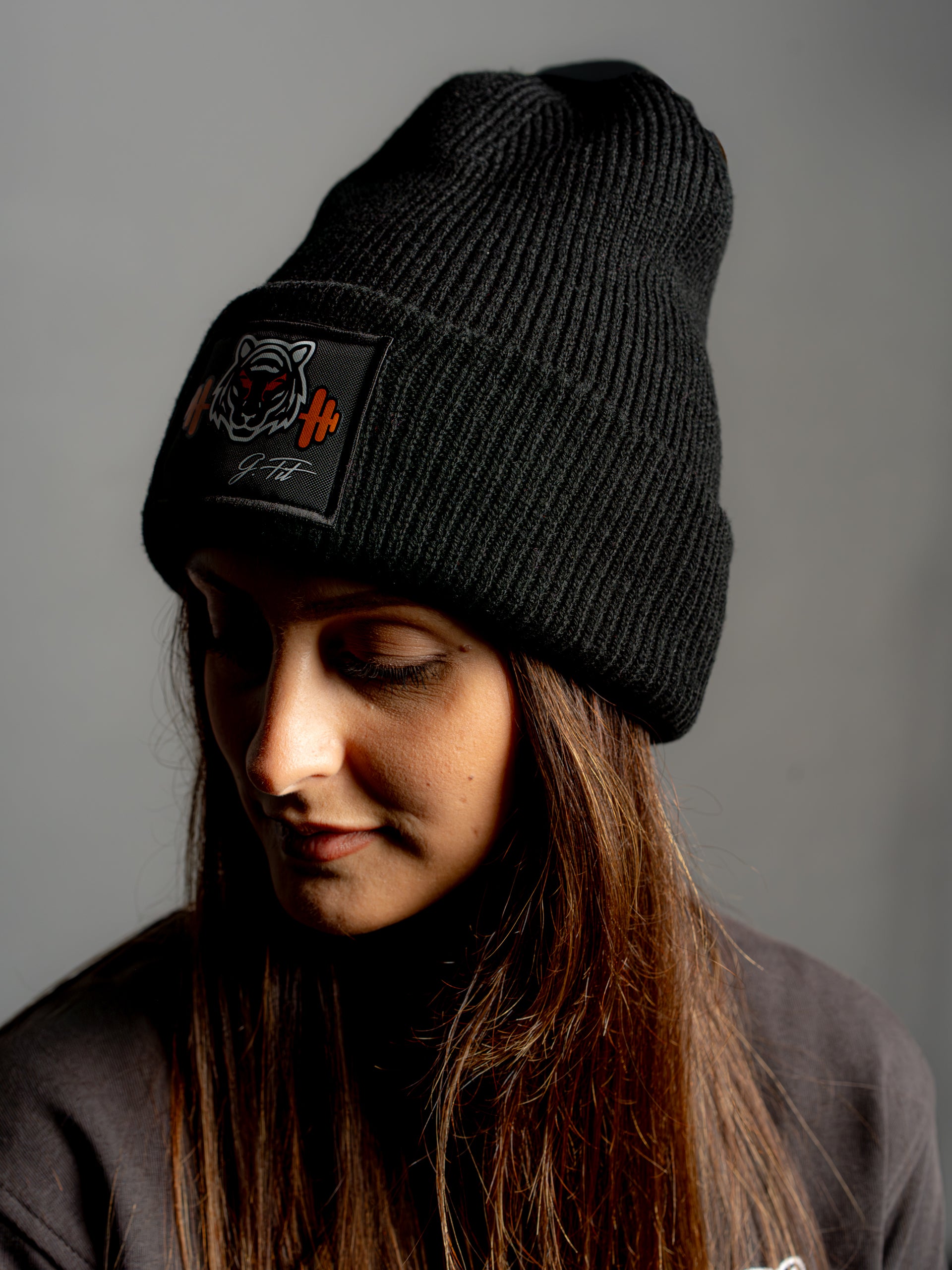 BLACK WINTER BEANIE