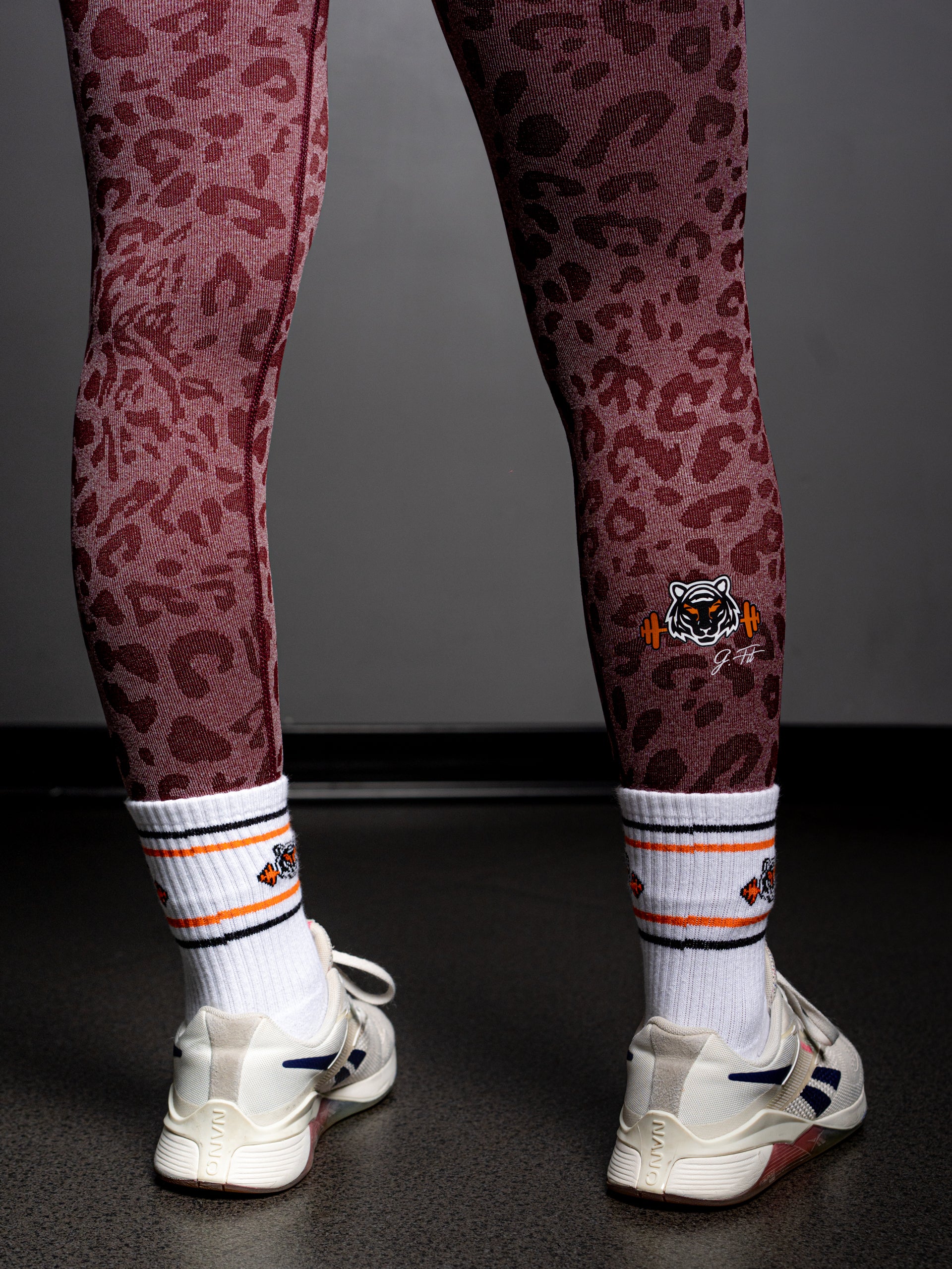 RED LEOPARD LEGGINGS