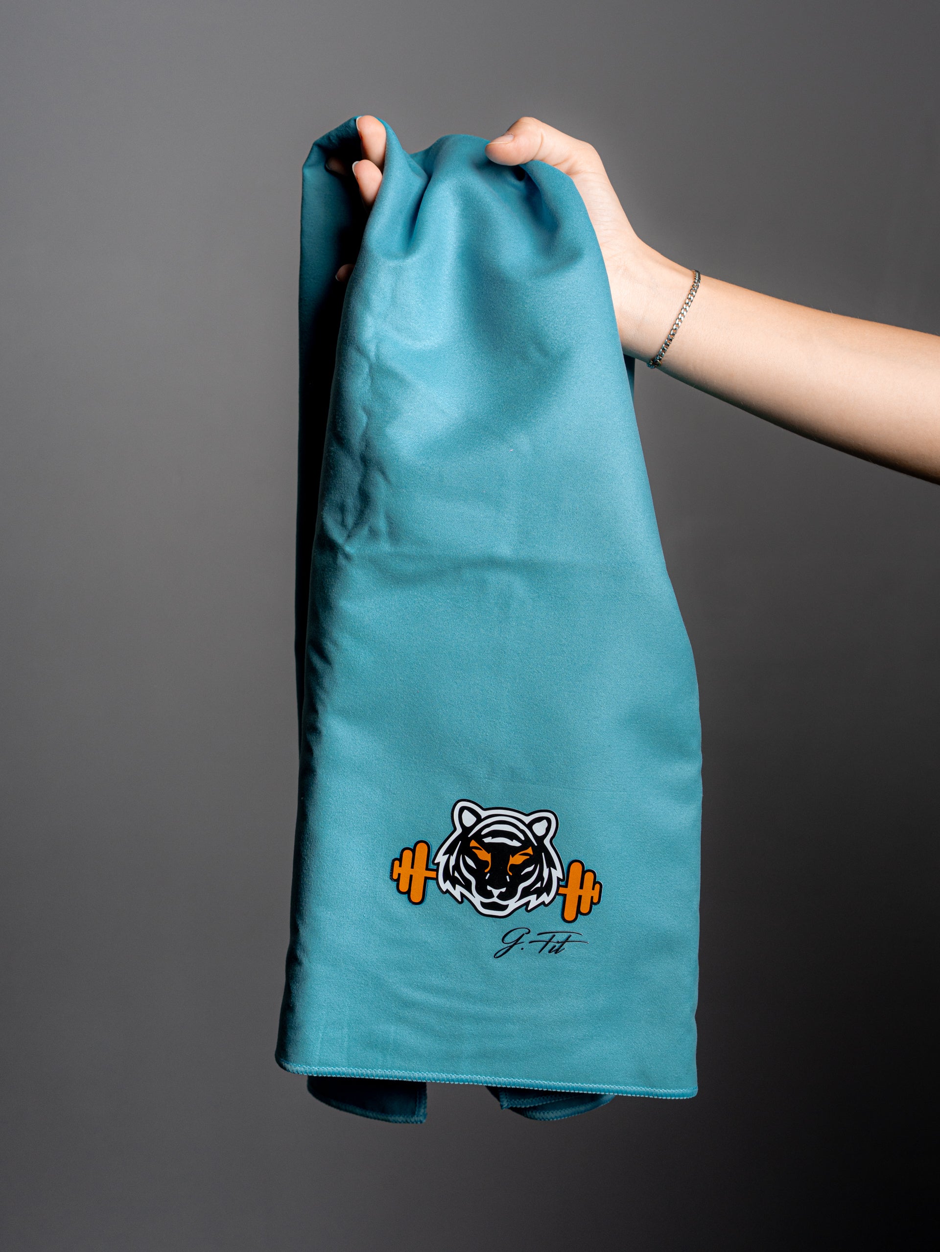 EMERALD MICROFIBER TOWEL