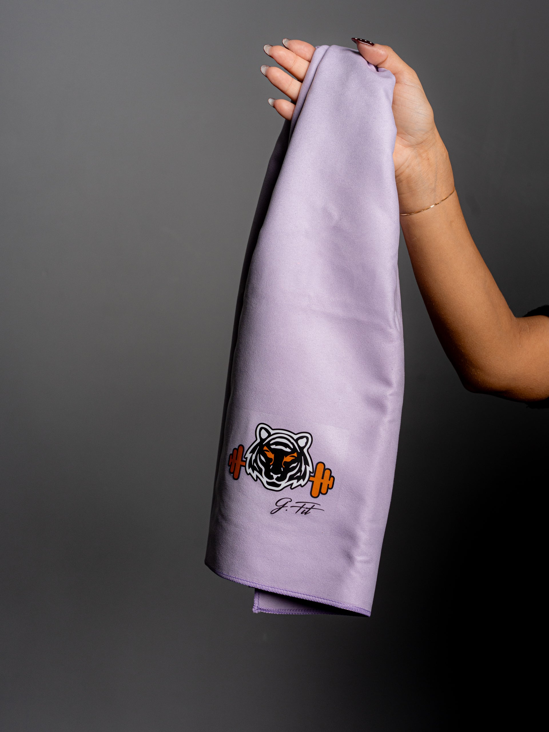 VIOLET MICROFIBER TOWEL