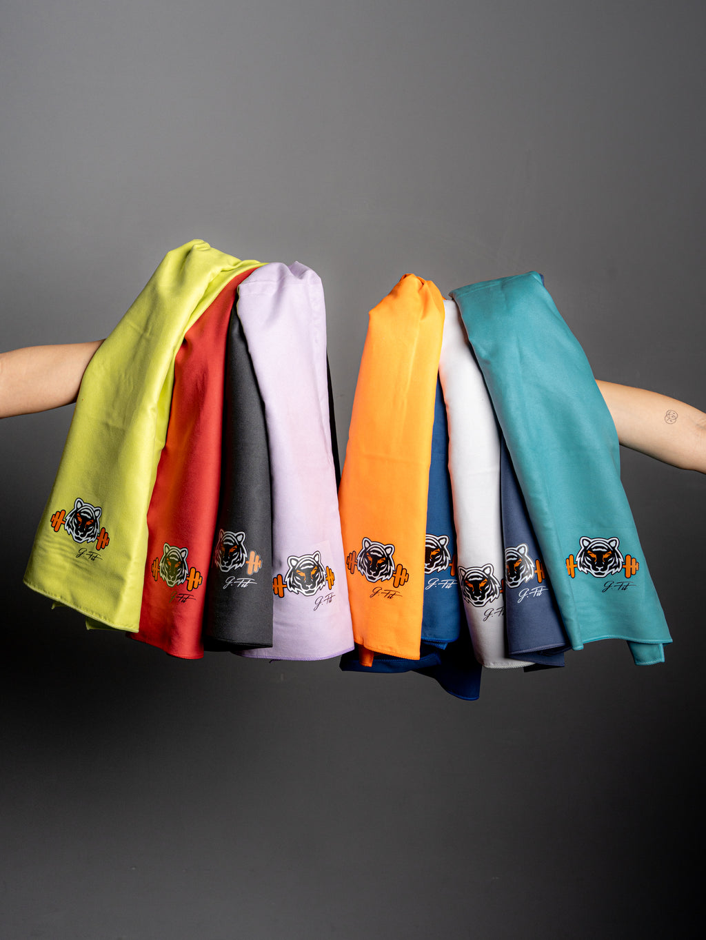 BLUE MICROFIBER TOWEL