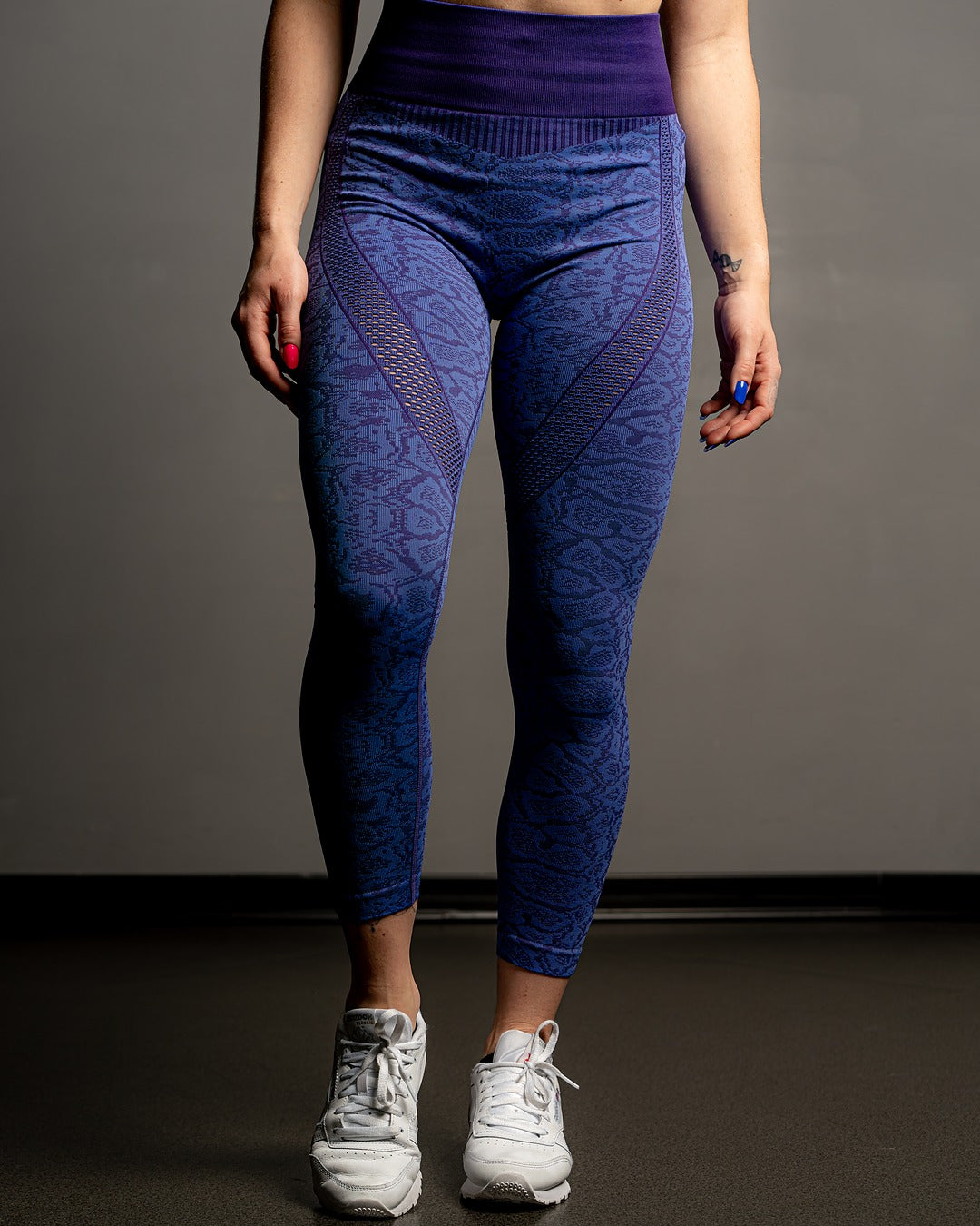 VIOLET SNAKE LEGGINGS