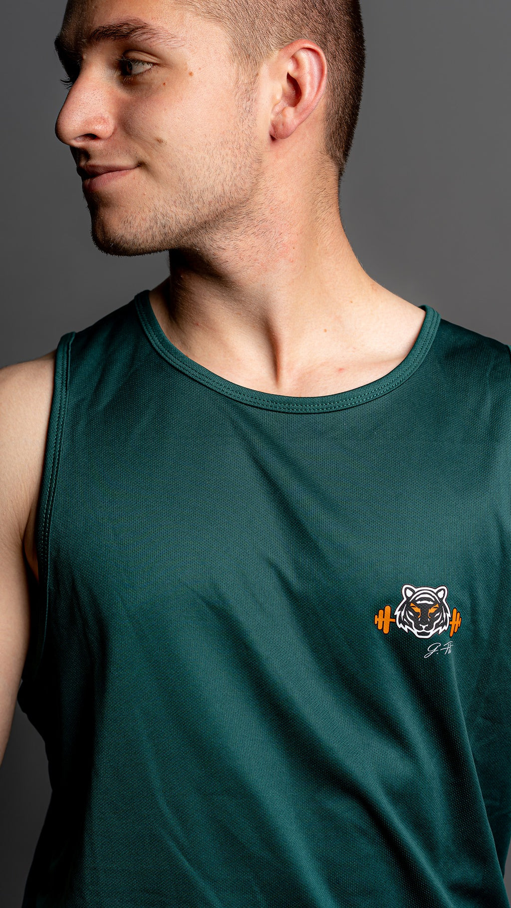 EMERALD GREEN PERFORMANCE TANK