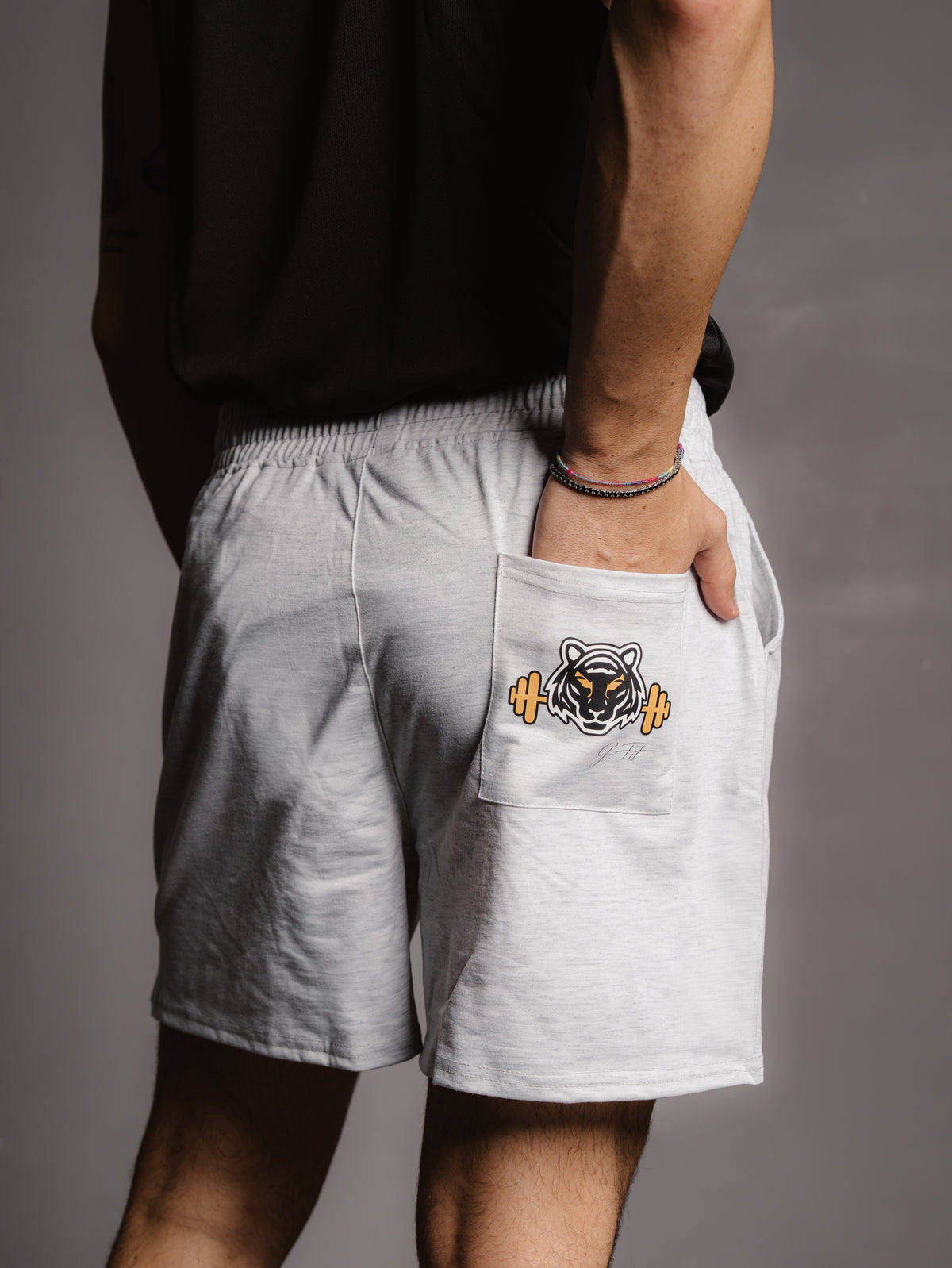 GREY ESSENTIAL SHORT