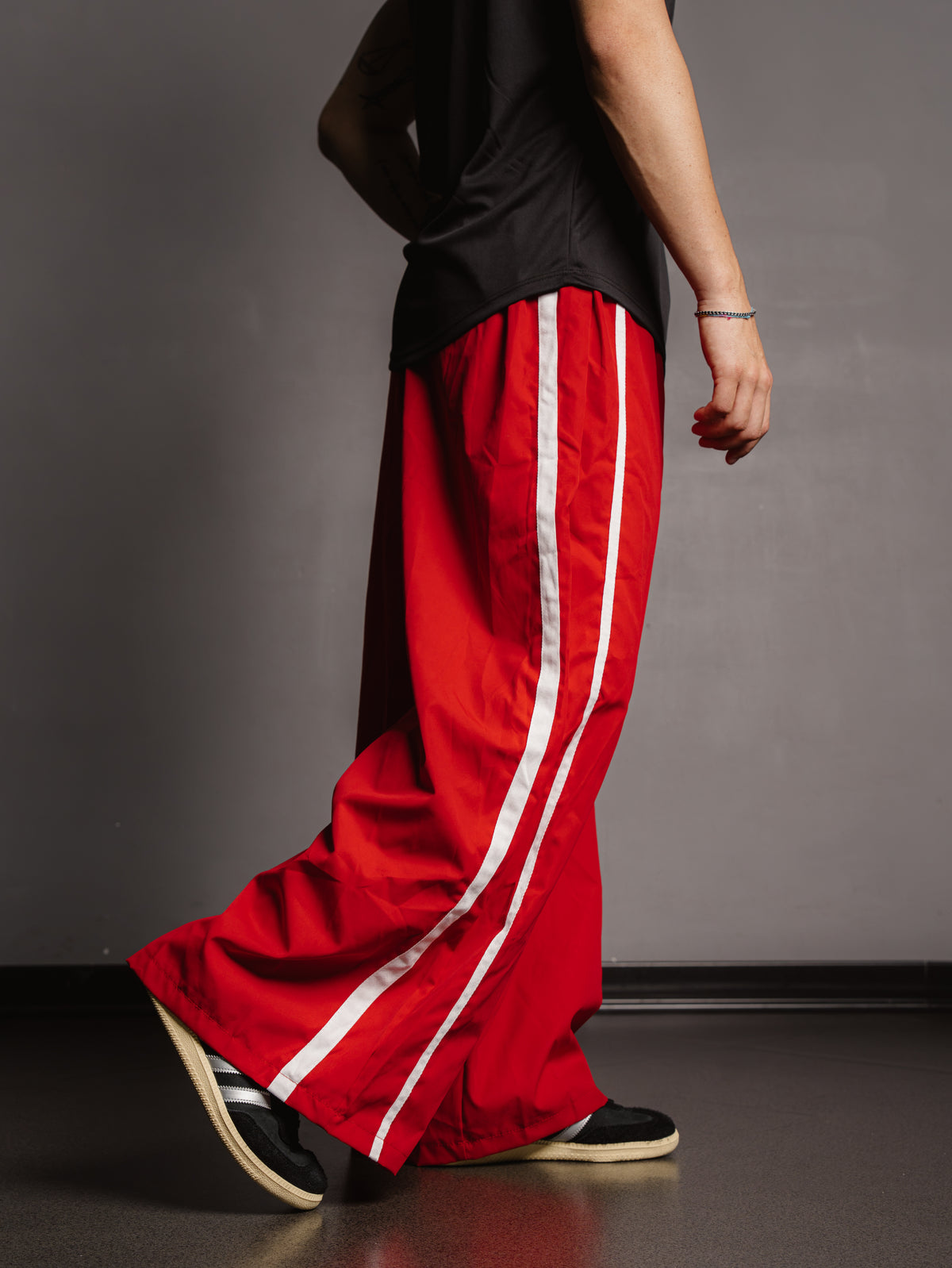 AEROBICS UNISEX PANTS RED