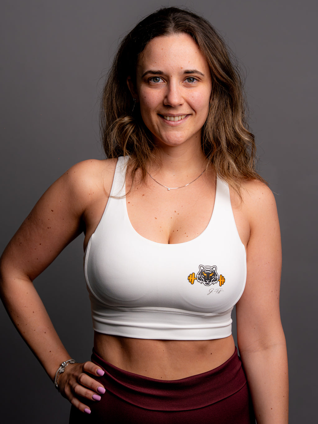 WHITE FULLHOLD TOP