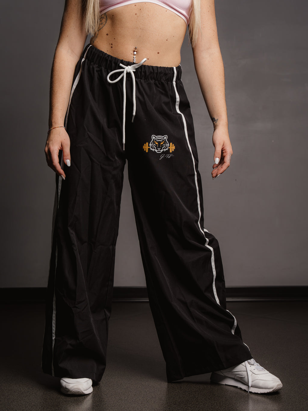 AEROBICS UNISEX PANTS BLACK
