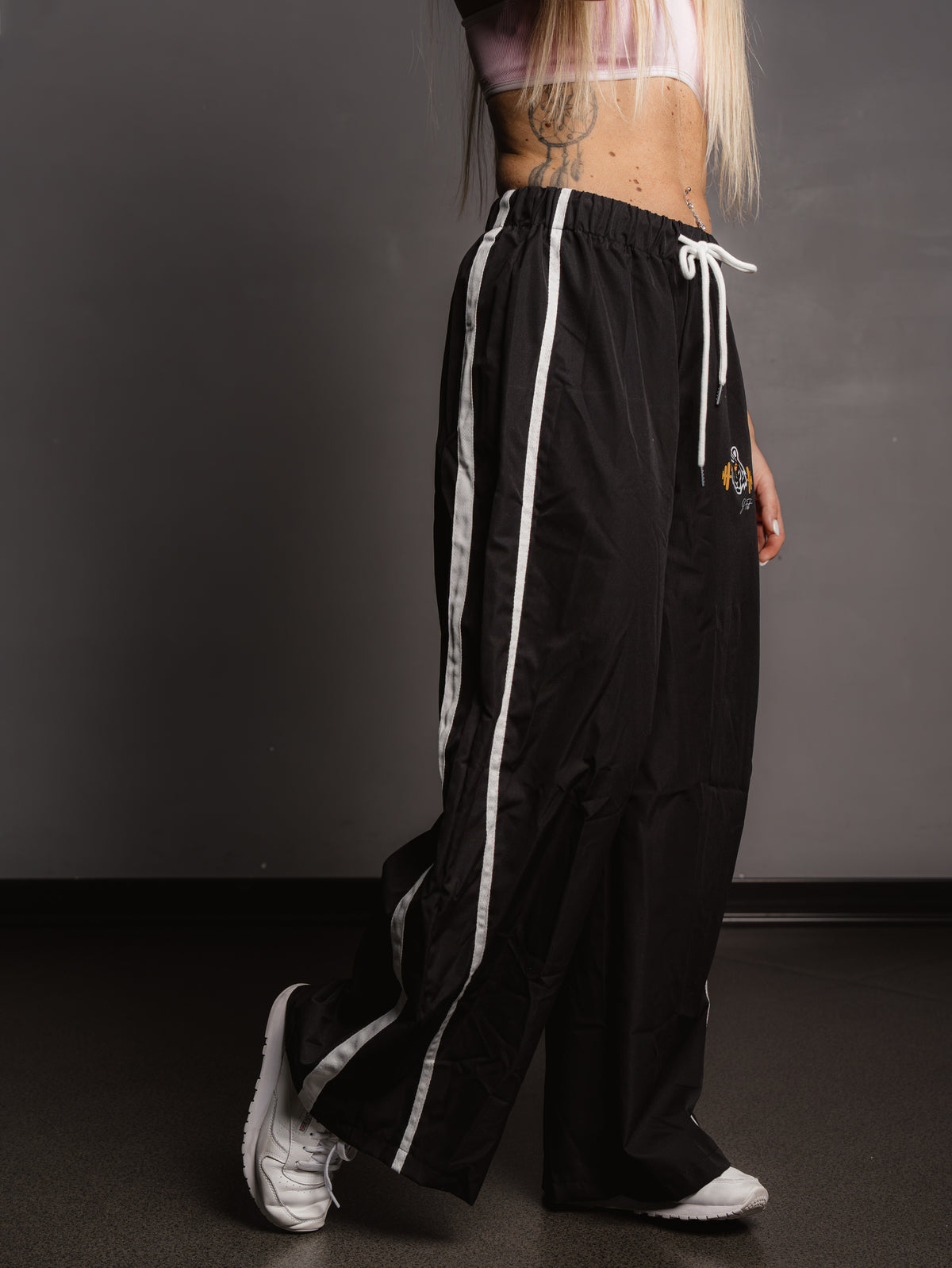 AEROBICS UNISEX PANTS BLACK