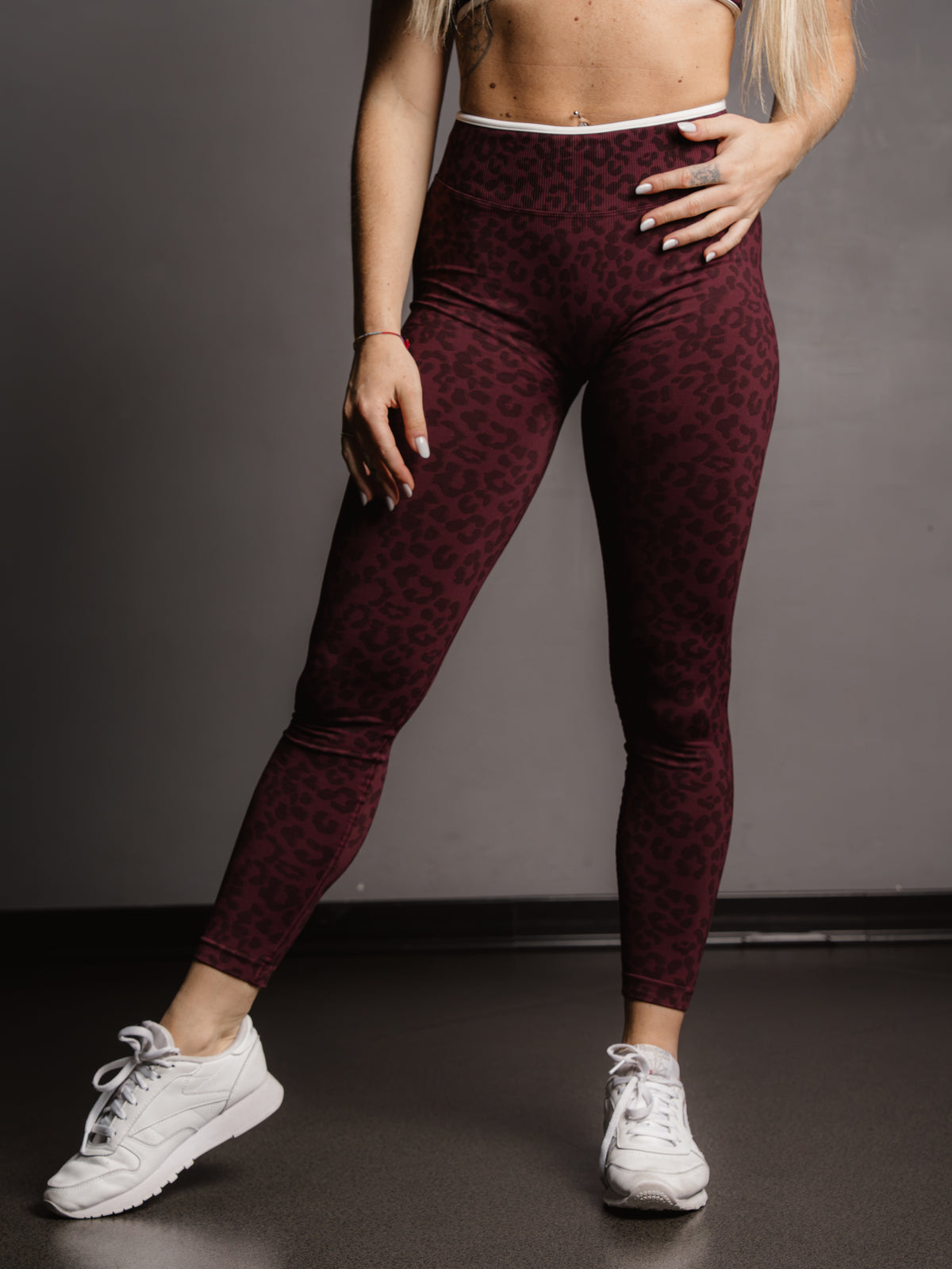 BURGUNDY LEOPARD CONTRAST LEGGINGS